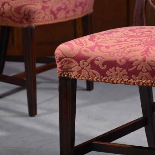 PAIR OF GEORGIAN MAHOGANY HEPPLEWHITE CHAIRS - ADDITIONAL PHOTO 4