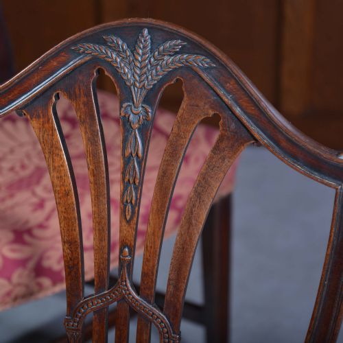 PAIR OF GEORGIAN MAHOGANY HEPPLEWHITE CHAIRS - ADDITIONAL PHOTO 7