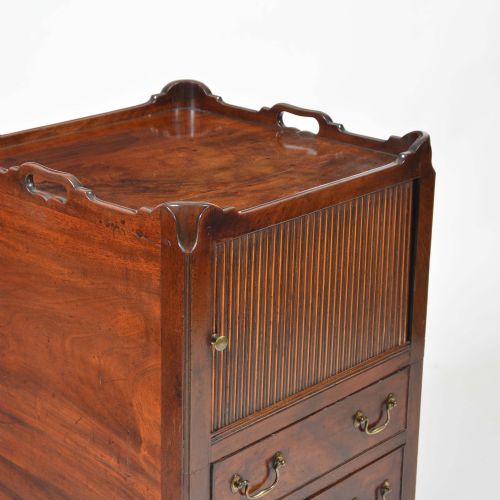 GEORGIAN MAHOGANY TRAYTOP COMMODE BEDSIDE CABINET - ADDITIONAL PHOTO 6