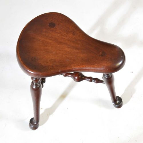 JAMES SHOOLBRED WALNUT COCKFIGHTING STOOL - ADDITIONAL PHOTO 2