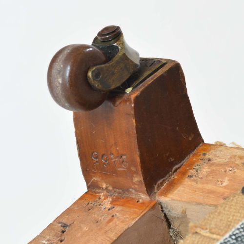 A HOWARD AND SON STYLE CLUB ARMCHAIR - ADDITIONAL PHOTO 13