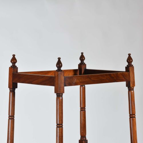 GEORGIAN MAHOGANY AFRAME WHATNOT - ADDITIONAL PHOTO 3