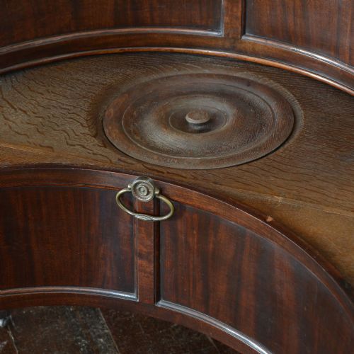 GEORGE II CONCAVE MAHOGANY COMMODE - ADDITIONAL PHOTO 12