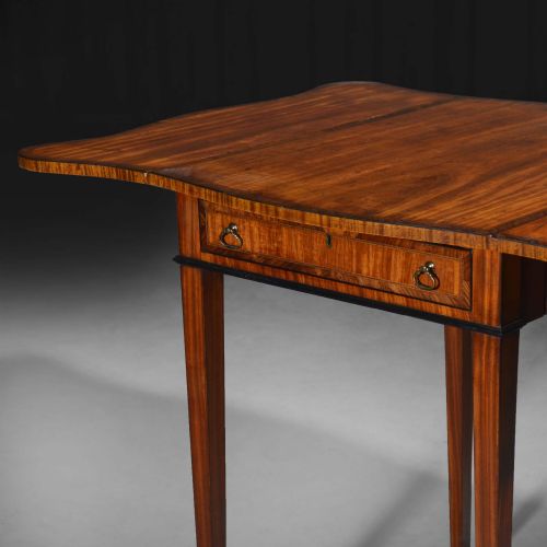 HEPPLEWHITE SATINWOOD SERPENTINE PEMBROKE TABLE - ADDITIONAL PHOTO 2