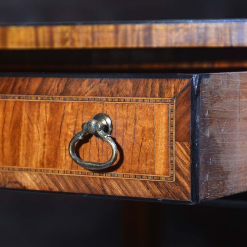 HEPPLEWHITE SATINWOOD SERPENTINE PEMBROKE TABLE - ADDITIONAL PHOTO 5