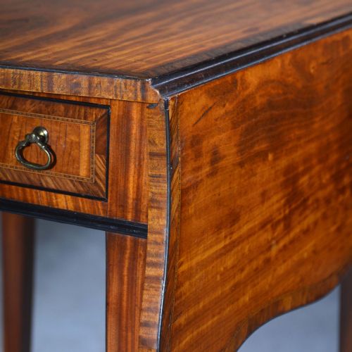 HEPPLEWHITE SATINWOOD SERPENTINE PEMBROKE TABLE - ADDITIONAL PHOTO 6
