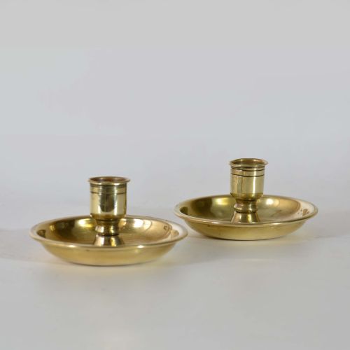 PAIR CAST BRASS TRAVELLING CHAMBER CANDLESTICKS OR BRIGHTON BUNS