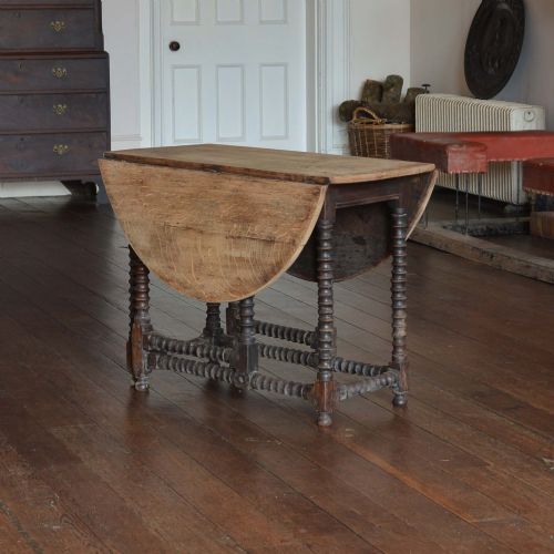 OAK BOBBIN GATE LEG TABLE