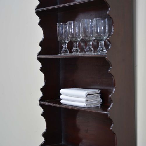 GEORGIAN MAHOGANY HANGING SHELVES - ADDITIONAL PHOTO 2