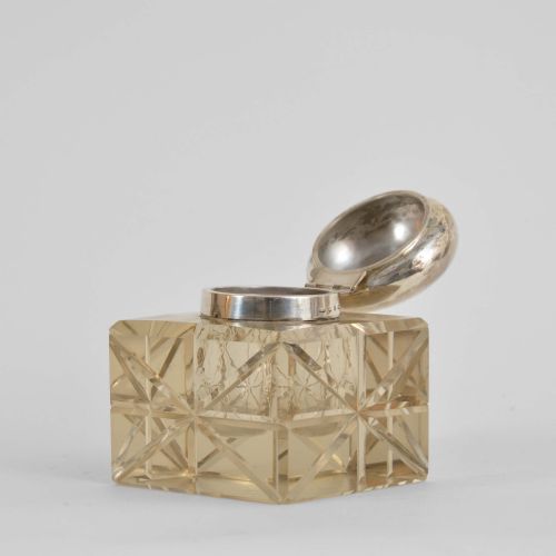 A VICTORIAN SILVERMOUNTED GLASS INKWELL - ADDITIONAL PHOTO 3
