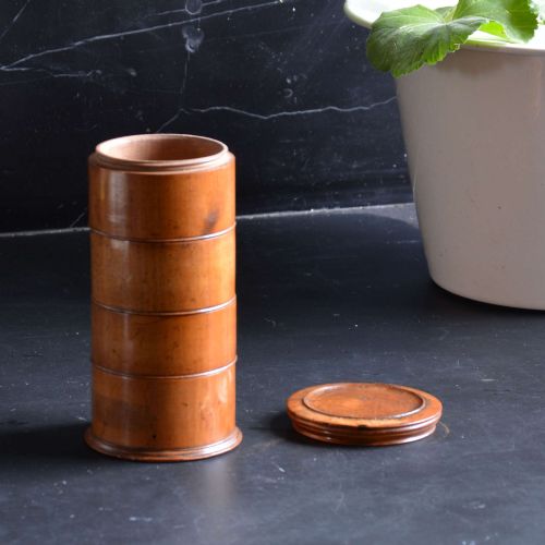 GEORGIAN BOXWOOD SPICE TOWER