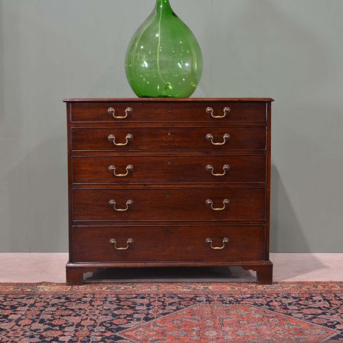 Georgian Mahogany Chest of Drawers