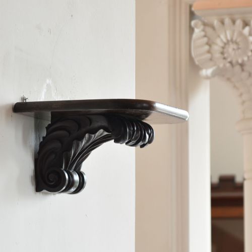 CARVED RED WALNUT CORBEL WALL BRACKET - ADDITIONAL PHOTO 11