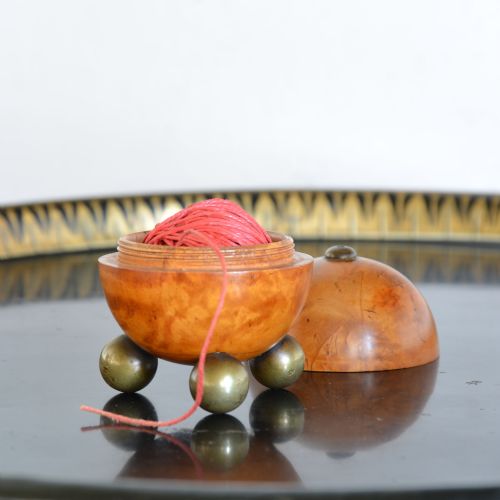 20TH CENTURY ART DECO KARELIAN BIRCH STRING BALL - ADDITIONAL PHOTO 2