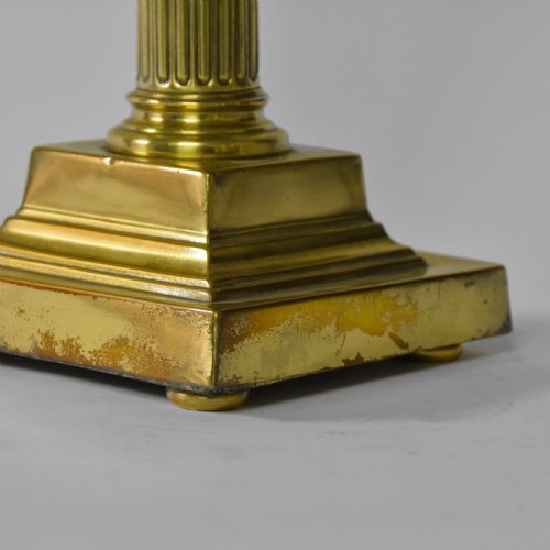 VICTORIAN BRASS CORINTHIAN COLUMN LAMP - ADDITIONAL PHOTO 4