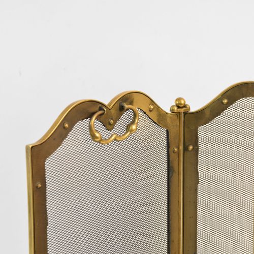 SMALL TRIPARTITE FOLDING BRASS SPARK GUARD - ADDITIONAL PHOTO 2
