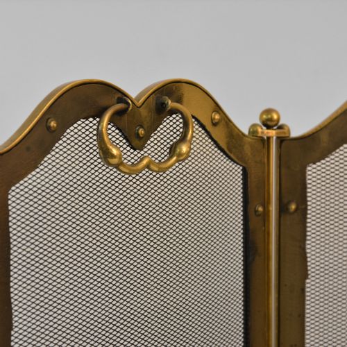 SMALL TRIPARTITE FOLDING BRASS SPARK GUARD - ADDITIONAL PHOTO 3