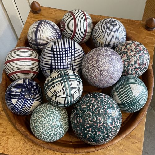 COLLECTION OF 12 SCOTTISH CARPET BOWLS - ADDITIONAL PHOTO 4