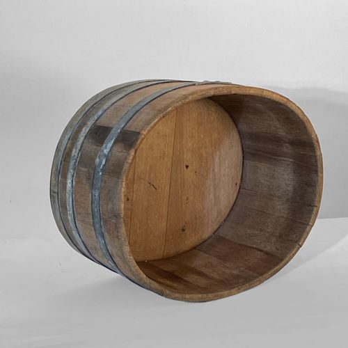 19TH CENTURY BUTLER'S COOPERED WASHING TUB OR OYSTER BUCKET - ADDITIONAL PHOTO 1