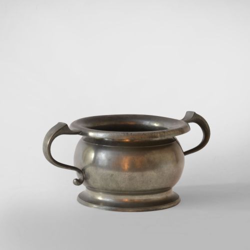 SCOTTISH GEORGIAN PEWTER CHAMBER POT BY WSCOTT OF EDINBURGH