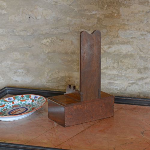 GEORGIAN MAHOGANY PLATE STAND - ADDITIONAL PHOTO 3