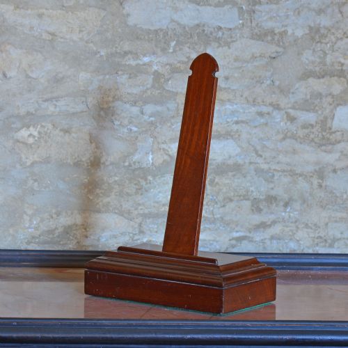 19TH CENTURY MAHOGANY TRAY PICTURE OR PLATE STA