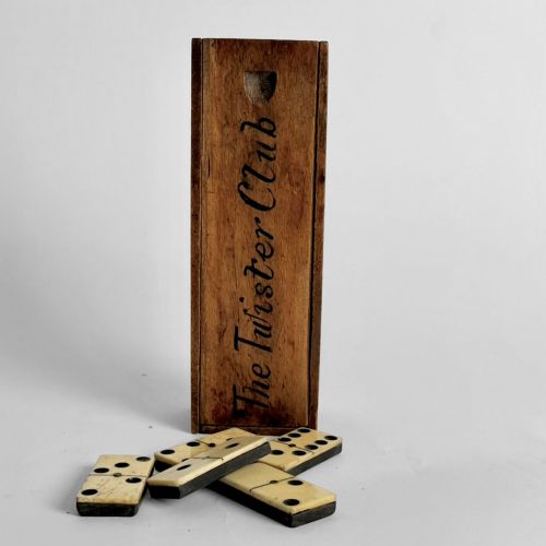 19TH CENTURY BOXED SET OF DOMINOES - ADDITIONAL PHOTO 2