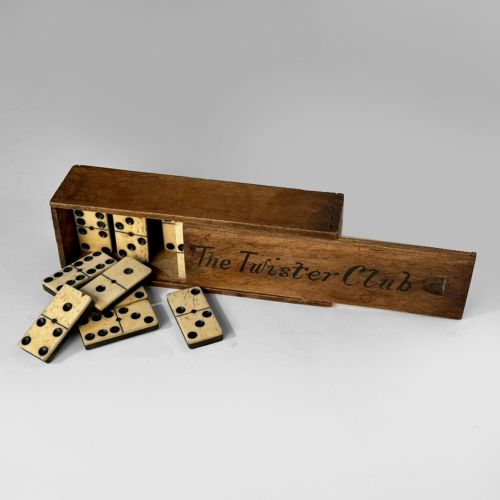 19TH CENTURY BOXED SET OF DOMINOES - ADDITIONAL PHOTO 4