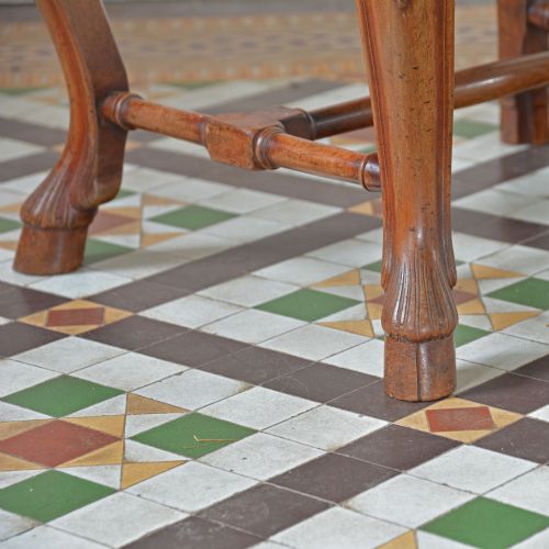 19TH CENTURY CONTINENTAL WALNUT STOOL - ADDITIONAL PHOTO 3