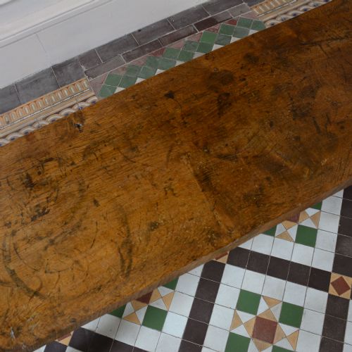 19TH CENTURY WELSH OAK PIG BENCH - ADDITIONAL PHOTO 5