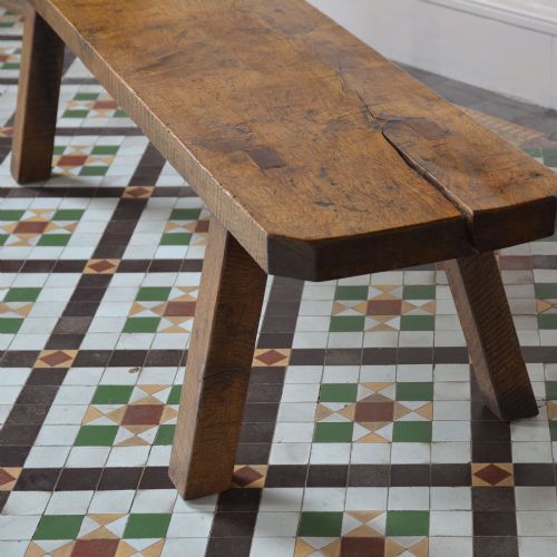 19TH CENTURY WELSH OAK PIG BENCH - ADDITIONAL PHOTO 7