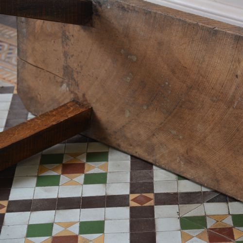19TH CENTURY WELSH OAK PIG BENCH - ADDITIONAL PHOTO 9