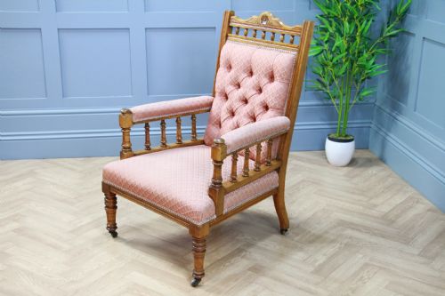 Antique Edwardian Carved Button Back Walnut Armchair Fireside Gents Chair C1900
