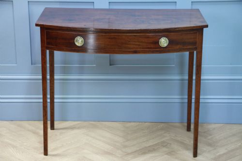 fig 2. Antique Original Georgian Flame Grain Mahogany Bow Front 1 Drawer Side Table