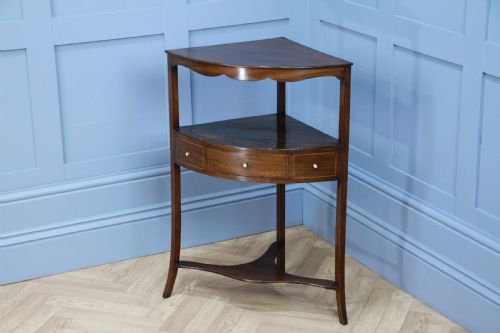 Antique Georgian Mahogany Inlaid Corner Wash Stand Occasional Lamp / Plant Table

