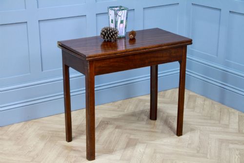 fig 2. Antique Georgian Mahogany Fold Over Top Tea Table Hall Sofa Breakfast Table 1820