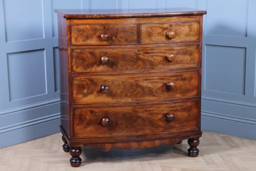 Antique Late Georgian Small Flame Grain Mahogany Bow Front Chest of 5 Drawers
