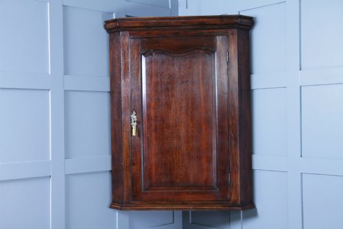 Antique Georgian Oak Large Corner Wall Hanging Drinks Cupboard C1830
