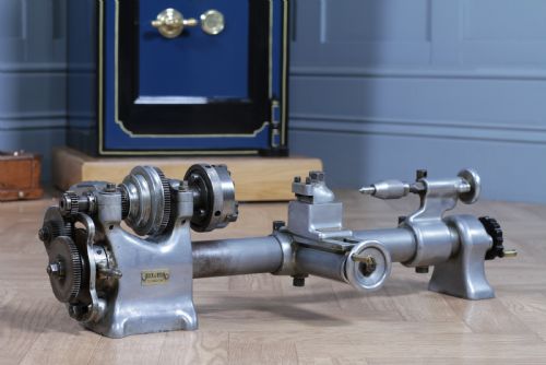 fig 2. Antique 1920's CAV No2 Model WADE LATHE Screw-cutting Vintage Tool Industrial