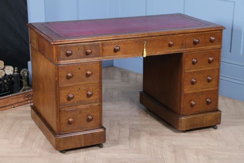 Antique Victorian Medium Oak 9 Drawer Twin Pedestal Leather Top Writing Desk
