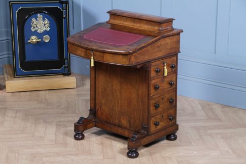 Original Antique Victorian Walnut 4 Drawer Davenport Desk Inlaid Restored C1880