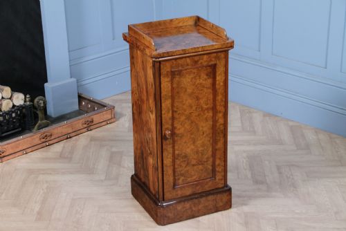 Outstanding Victorian Holland & Sons Burr Walnut Bedside Cupboard 1870