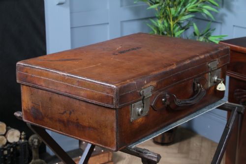 VINTAGE LEATHER FITTED GENTLEMANS SUITCASE CANTROBUS ATTRIBUTED TO FINNEGANS OF BOND STREET LONDON VICTORIAN C1880 - ADDITIONAL PHOTO 13