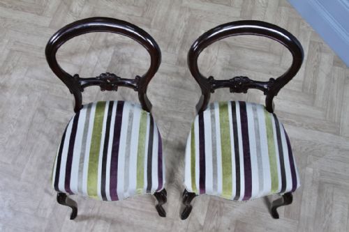PAIR OF ANTIQUE VICTORIAN WALNUT BALLOON BACK DINING OCCASIONAL CHAIRS CABRIOLE - ADDITIONAL PHOTO 4