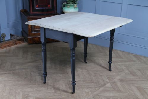 ANTIQUE VICTORIAN BLEACHED MAHOGANY SCRUB TOP PAINTED DROP LEAF PEMBROKE TABLE RESTORED - ADDITIONAL PHOTO 19