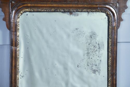 ANTIQUE GEORGIAN GEORGE III WALNUT HANGING WALL MIRROR WITH ORIGINAL GLASS C1760 - ADDITIONAL PHOTO 4