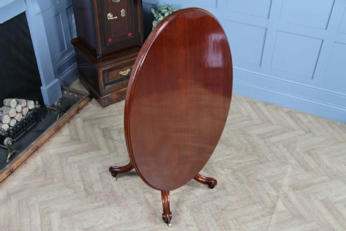ANTIQUE VICTORIAN MAHOGANY TILT TOP OVAL CARVED BREAKFAST DINING TABLE RESTORED - ADDITIONAL PHOTO 6