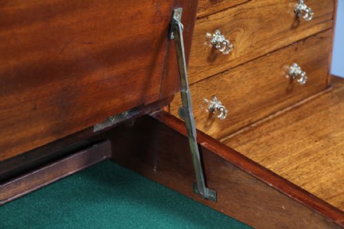 OUTSTANDING ANTIQUE VICTORIAN SOLID WALNUT MAPLE CO DICKENS 15 DRAWER WRITING DESK WITH KEYS RESTORED C1890 - ADDITIONAL PHOTO 5
