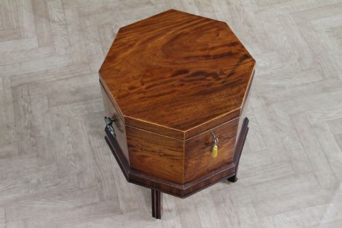fig 4. Antique Georgian George III Mahogany Cellarette Wine Cooler Side Table C1790