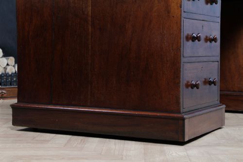 ANTIQUE VICTORIAN MAHOGANY SOLICITORS LARGE PEDESTAL DESK WRITING SLOPE C1860 - ADDITIONAL PHOTO 17